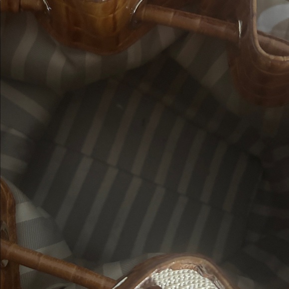 Brahmin - Picture 5 of 7